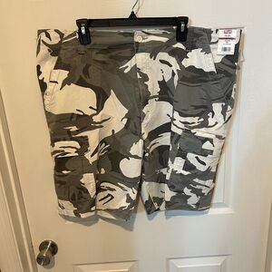 Men's Wrangler Camouflage Cargo Shorts